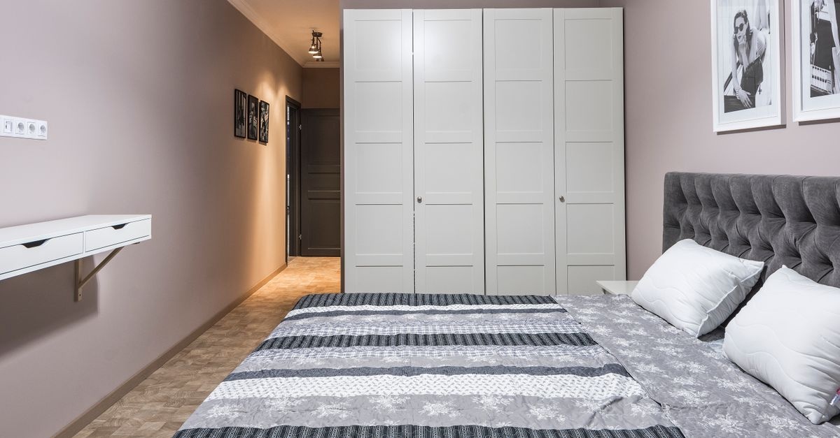Schmales Schlafzimmer clever gestalten: Platzwunder-Ideen für mehr Ruhe und Stauraum